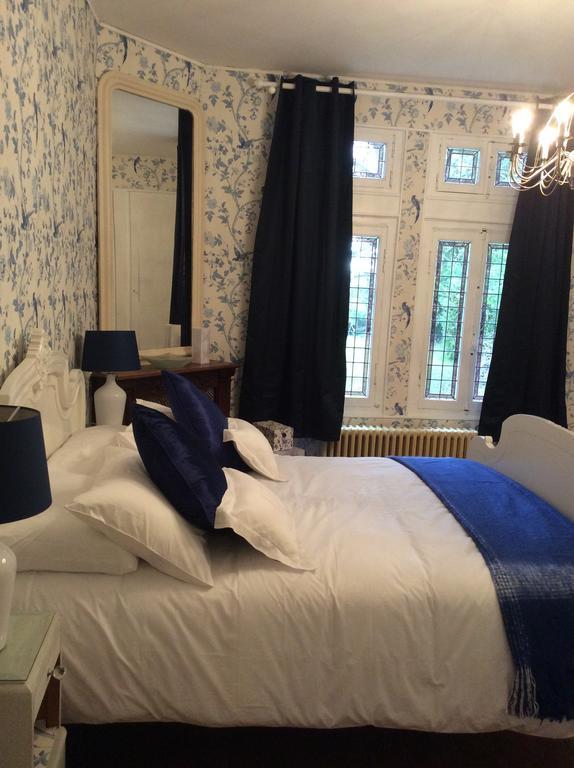 Bed and Breakfast Le Chalet De Luxe Saint-Séverin Exteriér fotografie