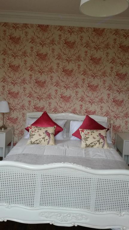 Bed and Breakfast Le Chalet De Luxe Saint-Séverin Exteriér fotografie